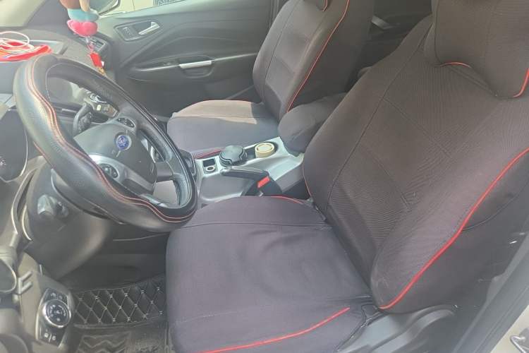 Used Ford Kuga 2013 1.6L GTDi Two-Wheel-Drive Trend Model Left Front Seat