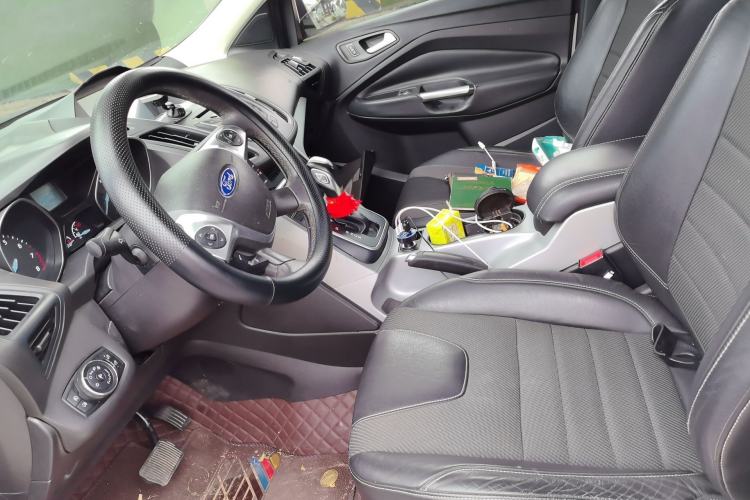 Used Ford Kuga 2013 1.6L GTDi Two-Wheel-Drive Trend Model Left Front Seat