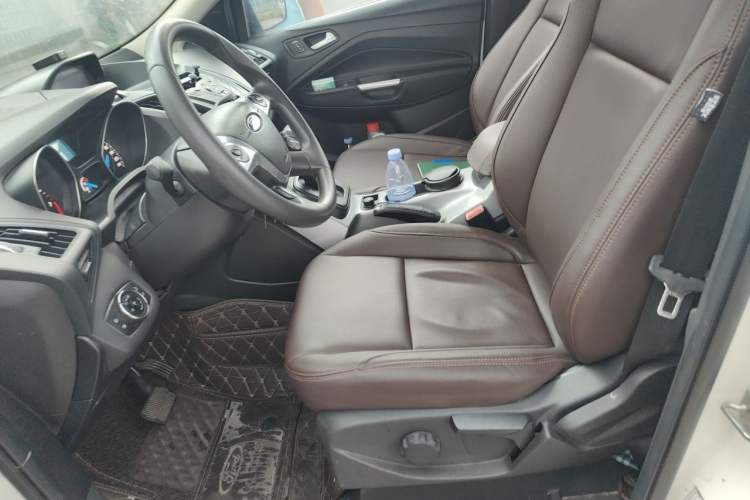 Used Ford Kuga 2013 1.6L GTDi Two-Wheel-Drive Comfort Model Left Front Seat