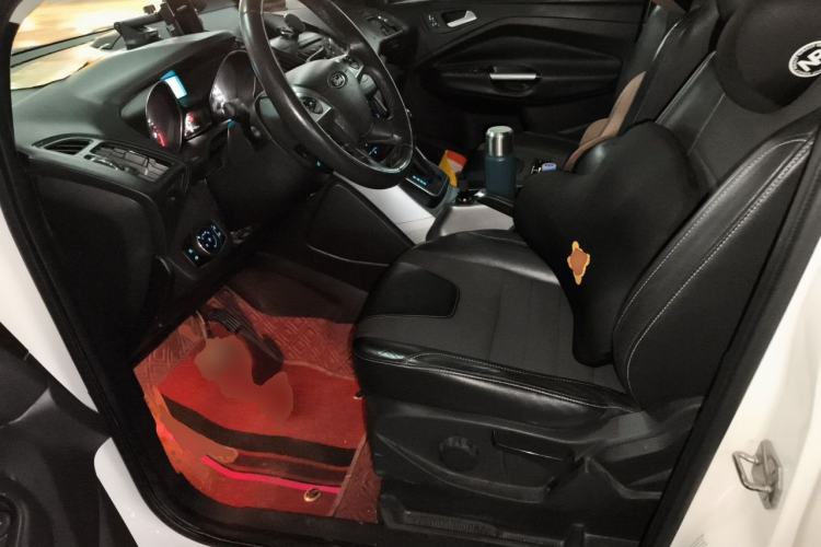 Used Ford Kuga 2013 1.6L GTDi Two-Wheel-Drive Trend Model Left Front Seat