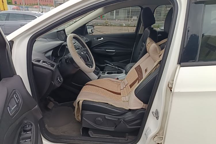 Used Ford Kuga 2013 1.6L GTDi Two-Wheel-Drive Comfort Model Left Front Seat
