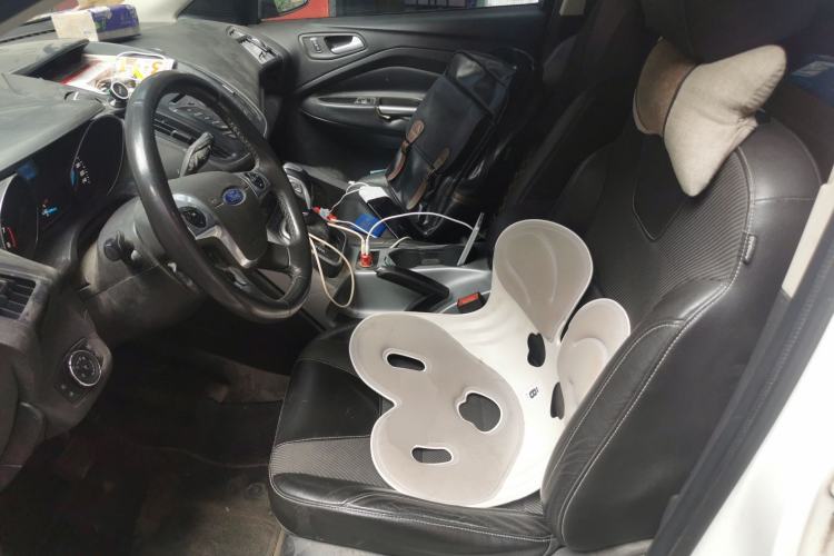 Used Ford Kuga 2013 1.6L GTDi Two-Wheel-Drive Trend Model Left Front Seat