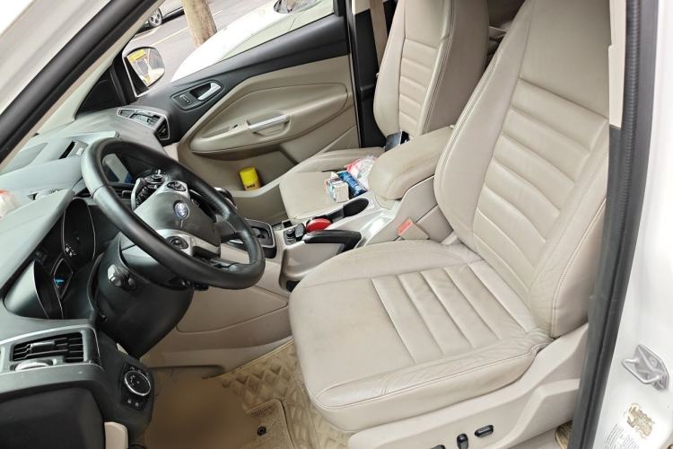 Used Ford Kuga 2013 2.0L GTDi Four-Wheel Drive Premium Model Left Front Seat