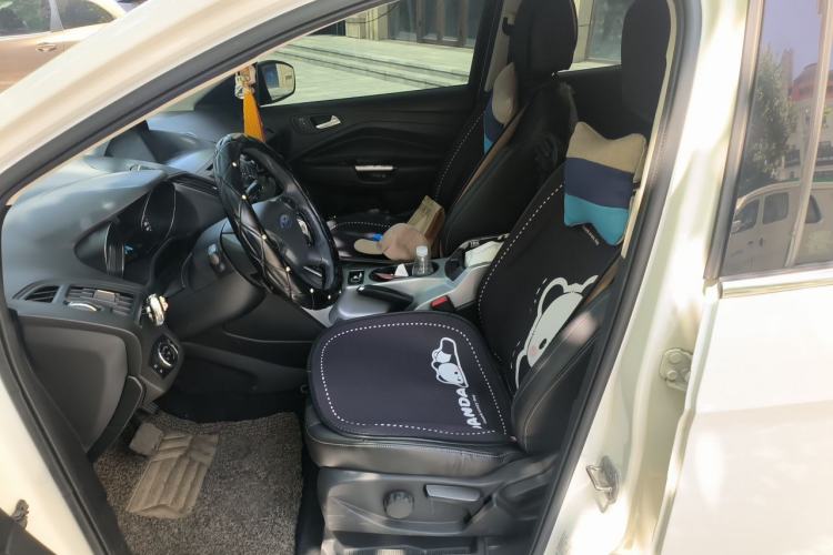 Used Ford Kuga 2013 1.6L GTDi Two-Wheel-Drive Trend Model Left Front Seat