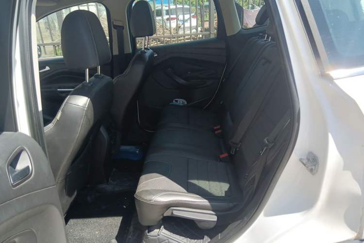 Used Ford Kuga 2013 1.6L GTDi Two-Wheel-Drive Trend Model Left Rear Seat