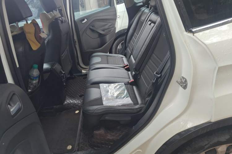 Used Ford Kuga 2013 1.6L GTDi Two-Wheel-Drive Trend Model Left Rear Seat