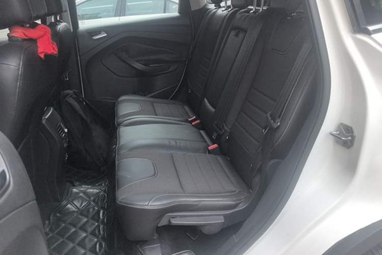 Used Ford Kuga 2013 1.6L GTDi Two-Wheel-Drive Trend Model Left Rear Seat