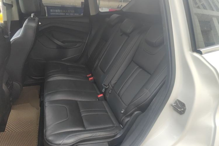 Used Ford Kuga 2013 2.0L GTDi Four-Wheel-Drive Sport Model Left Rear Seat