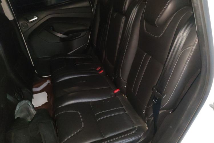 Used Ford Kuga 2013 2.0L GTDi Four-Wheel-Drive Sport Model Left Rear Seat