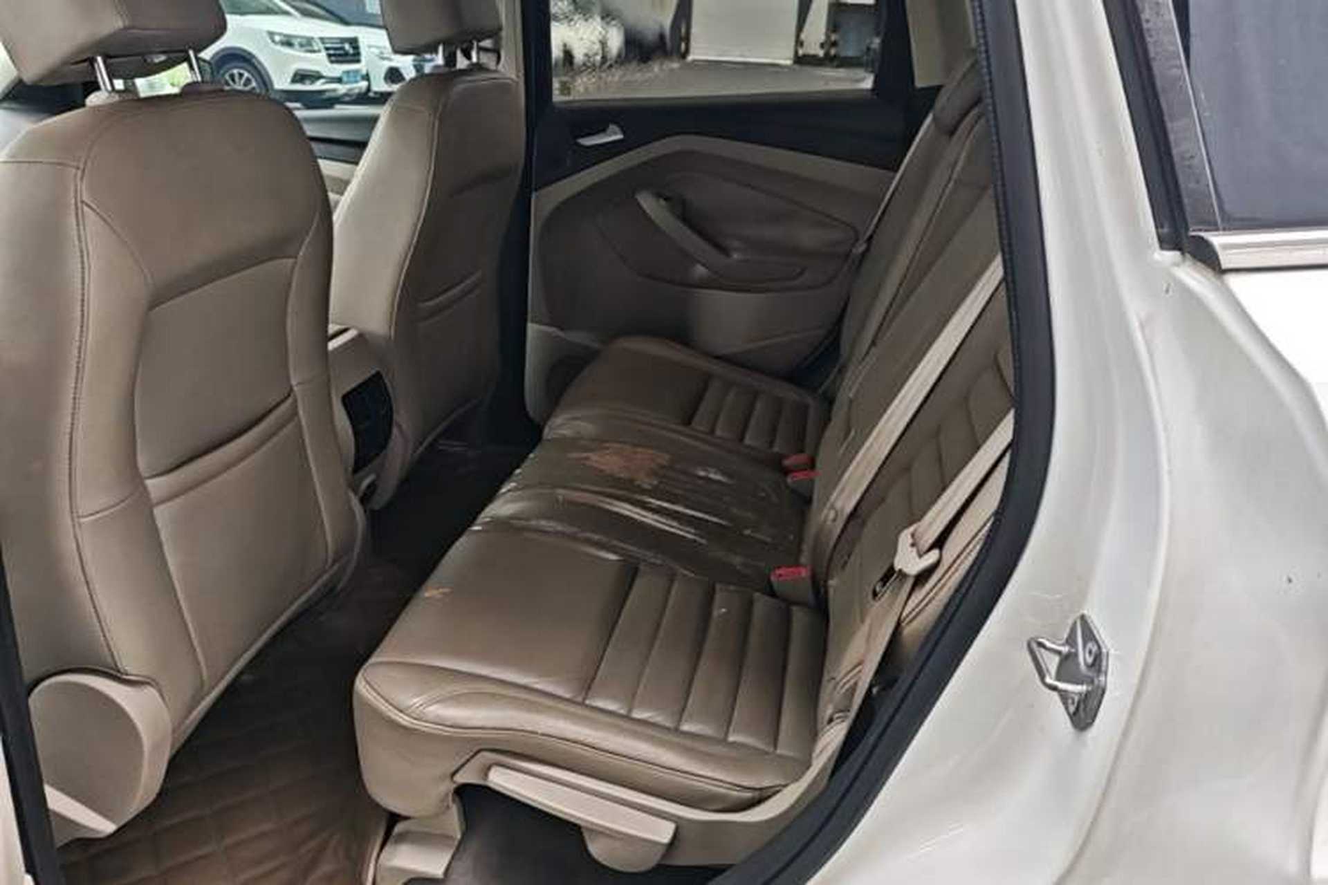Used Ford Kuga 2013 2.0L GTDi Four-Wheel-Drive Elite Model Left Rear Seat