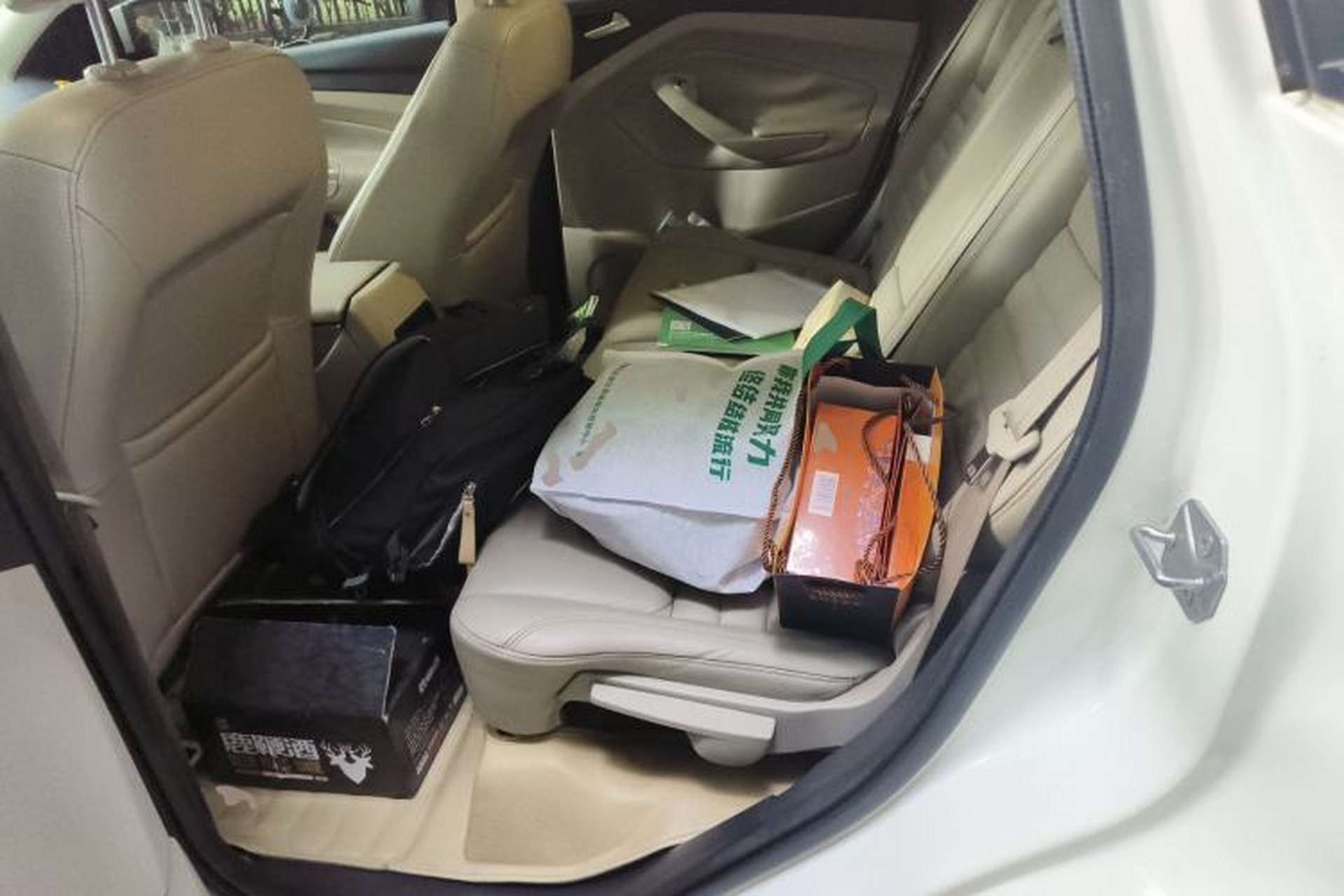Used Ford Kuga 2013 2.0L GTDi Four-Wheel Drive Premium Model Left Rear Seat