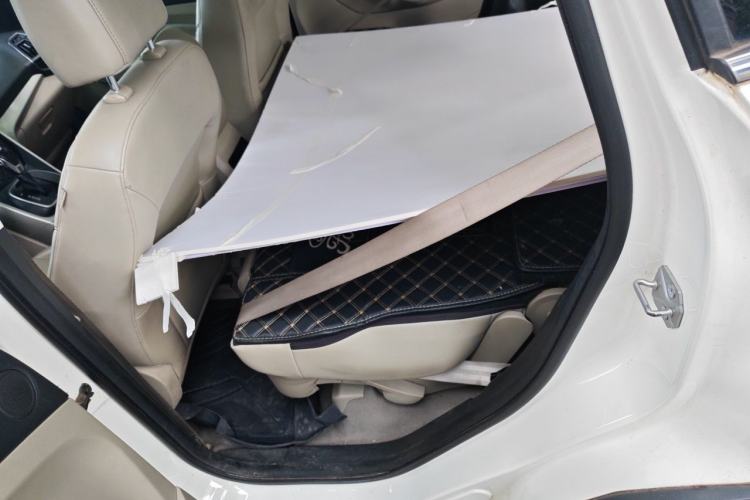 Used Ford Kuga 2013 2.0L GTDi Four-Wheel Drive Premium Model Left Rear Seat