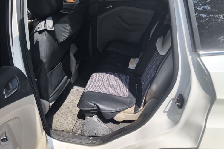Used Ford Kuga 2013 2.0L GTDi Four-Wheel-Drive Elite Model Left Rear Seat