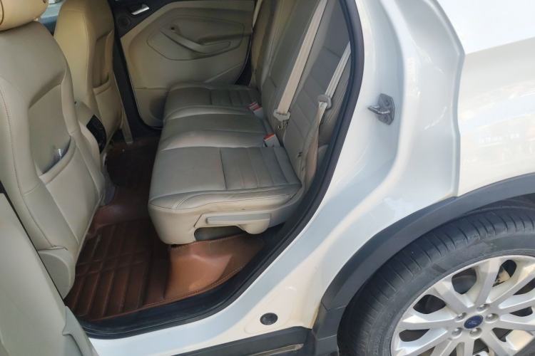 Used Ford Kuga 2013 2.0L GTDi Four-Wheel-Drive Elite Model Left Rear Seat