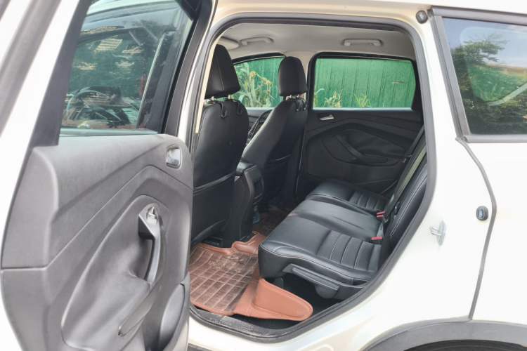 Used Ford Kuga 2013 1.6L GTDi Two-Wheel-Drive Comfort Model Left Rear Seat