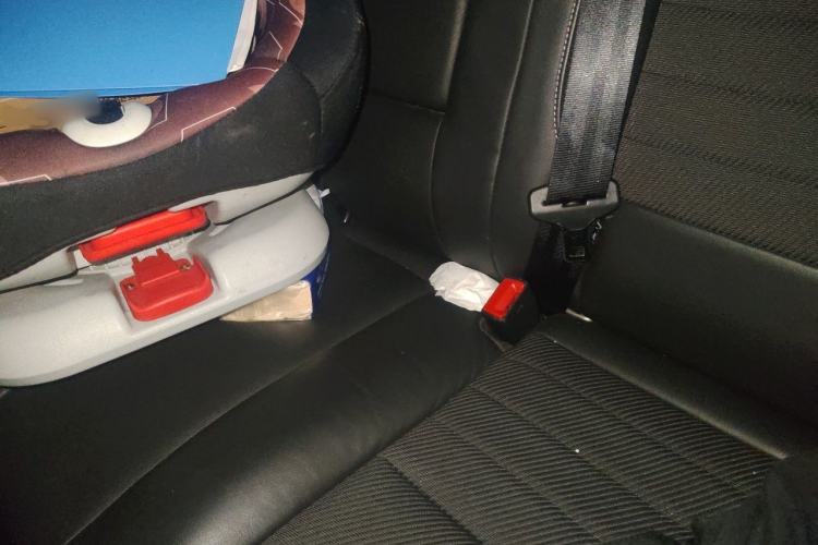 Used Ford Kuga 2013 1.6L GTDi Two-Wheel-Drive Trend Model Left Rear Seat