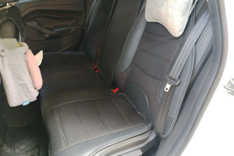 Used Ford Kuga 2013 1.6L GTDi Two-Wheel-Drive Trend Model Left Rear Seat