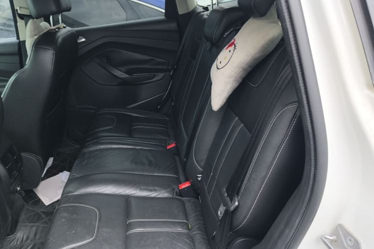 Used Ford Kuga 2013 2.0L GTDi Four-Wheel-Drive Sport Model Left Rear Seat