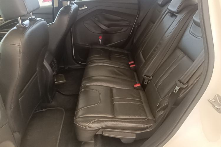 Used Ford Kuga 2013 2.0L GTDi Four-Wheel-Drive Sport Model Left Rear Seat