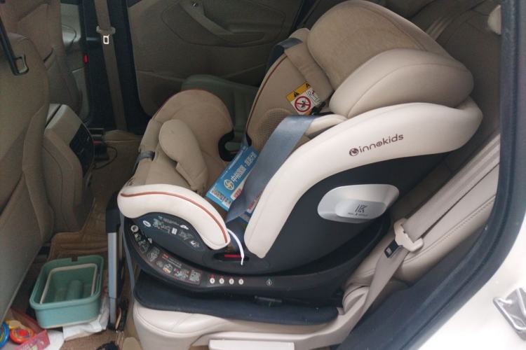 Used Ford Kuga 2013 2.0L GTDi Four-Wheel-Drive Elite Model Left Rear Seat