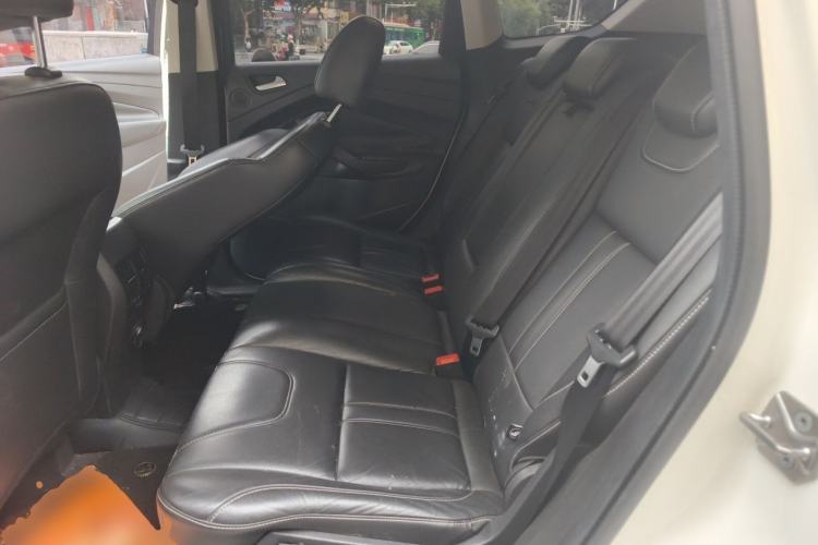 Used Ford Kuga 2013 2.0L GTDi Four-Wheel-Drive Sport Model Left Rear Seat