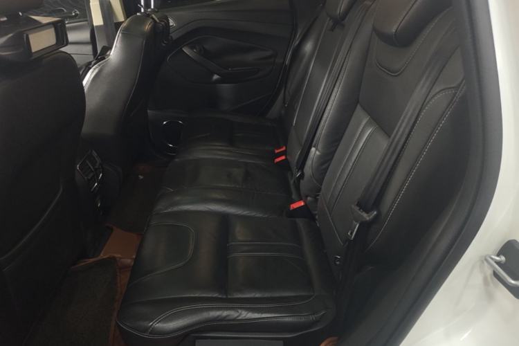 Used Ford Kuga 2013 2.0L GTDi Four-Wheel-Drive Sport Model Left Rear Seat
