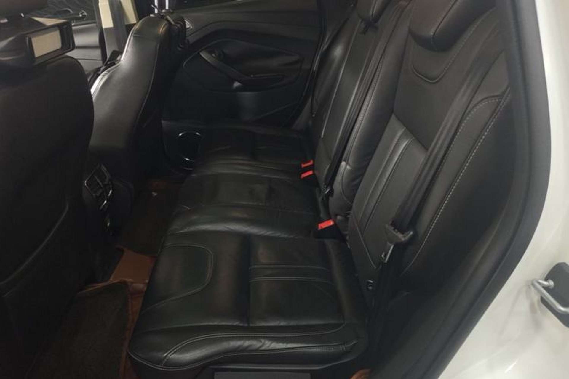 Used Ford Kuga 2013 2.0L GTDi Four-Wheel-Drive Sport Model Left Rear Seat