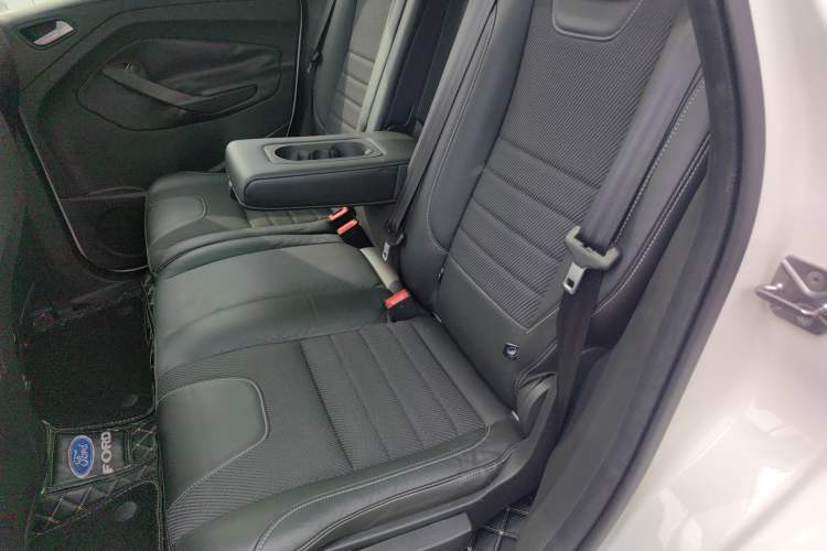 Used Ford Kuga 2013 1.6L GTDi Two-Wheel-Drive Trend Model Left Rear Seat