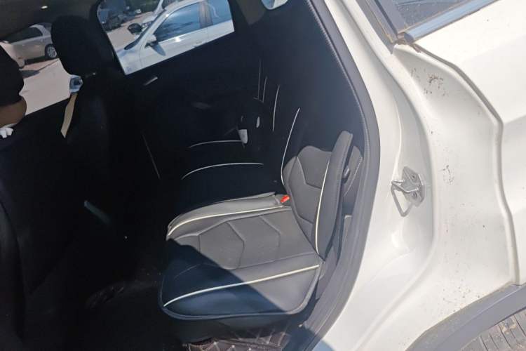 Used Ford Kuga 2013 1.6L GTDi Two-Wheel-Drive Trend Model Left Rear Seat