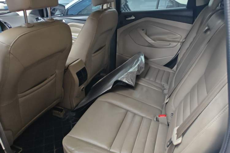 Used Ford Kuga 2013 2.0L GTDi Four-Wheel-Drive Elite Model Left Rear Seat