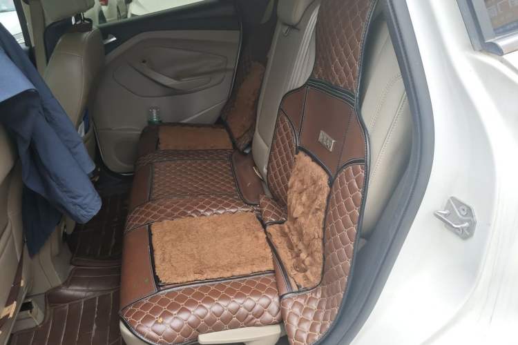 Used Ford Kuga 2013 2.0L GTDi Four-Wheel Drive Premium Model Left Rear Seat