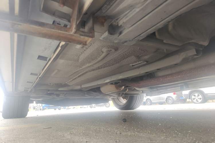 Used Ford Kuga 2013 2.0L GTDi Four-Wheel-Drive Elite Model Left Side Sill