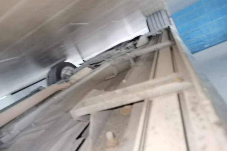 Used Ford Kuga 2013 1.6L GTDi Two-Wheel-Drive Trend Model Left Side Sill