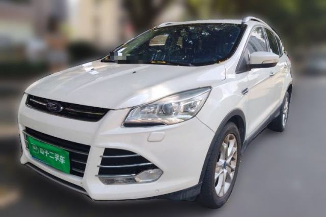 Ojetý Ford Kuga 2013 2.0L GTDi Four-Wheel-Drive Sport Model