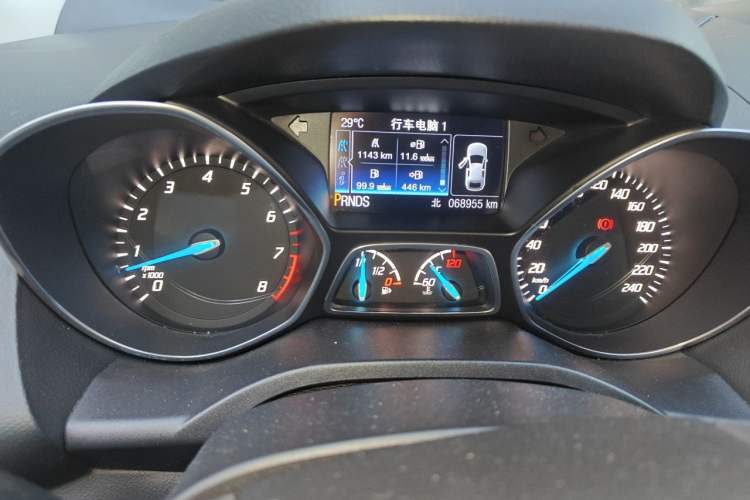 Used Ford Kuga 2013 1.6L GTDi 4x4 Elite Model Odometer Close Up