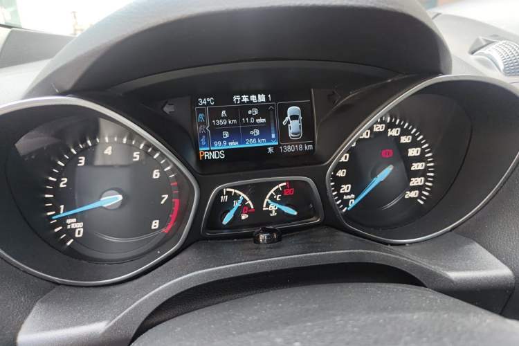 Used Ford Kuga 2013 1.6L GTDi 4x4 Elite Model Odometer Close Up