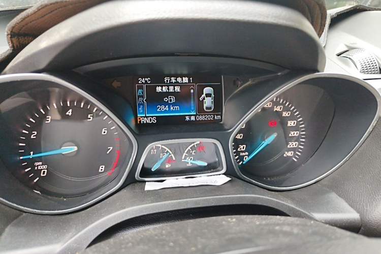 Used Ford Kuga 2013 1.6L GTDi 4x4 Elite Model Odometer Close Up