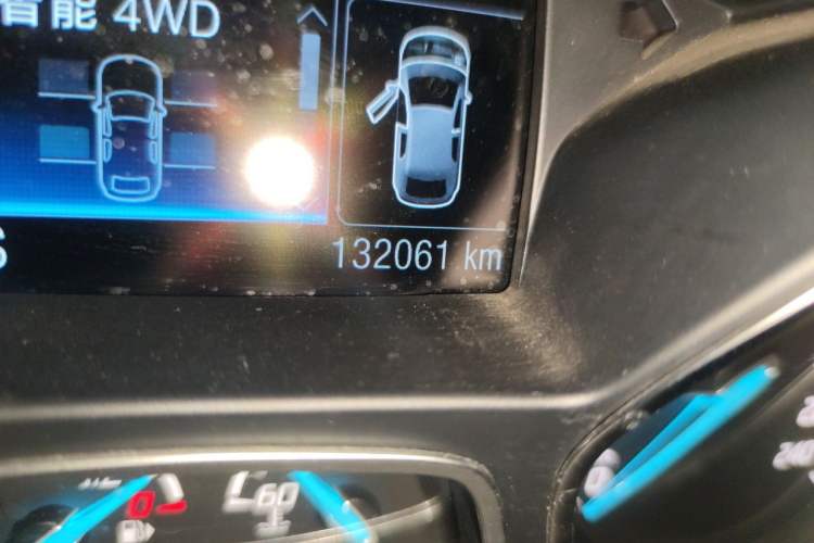 Used Ford Kuga 2013 2.0L GTDi Four-Wheel-Drive Sport Model Odometer Close Up