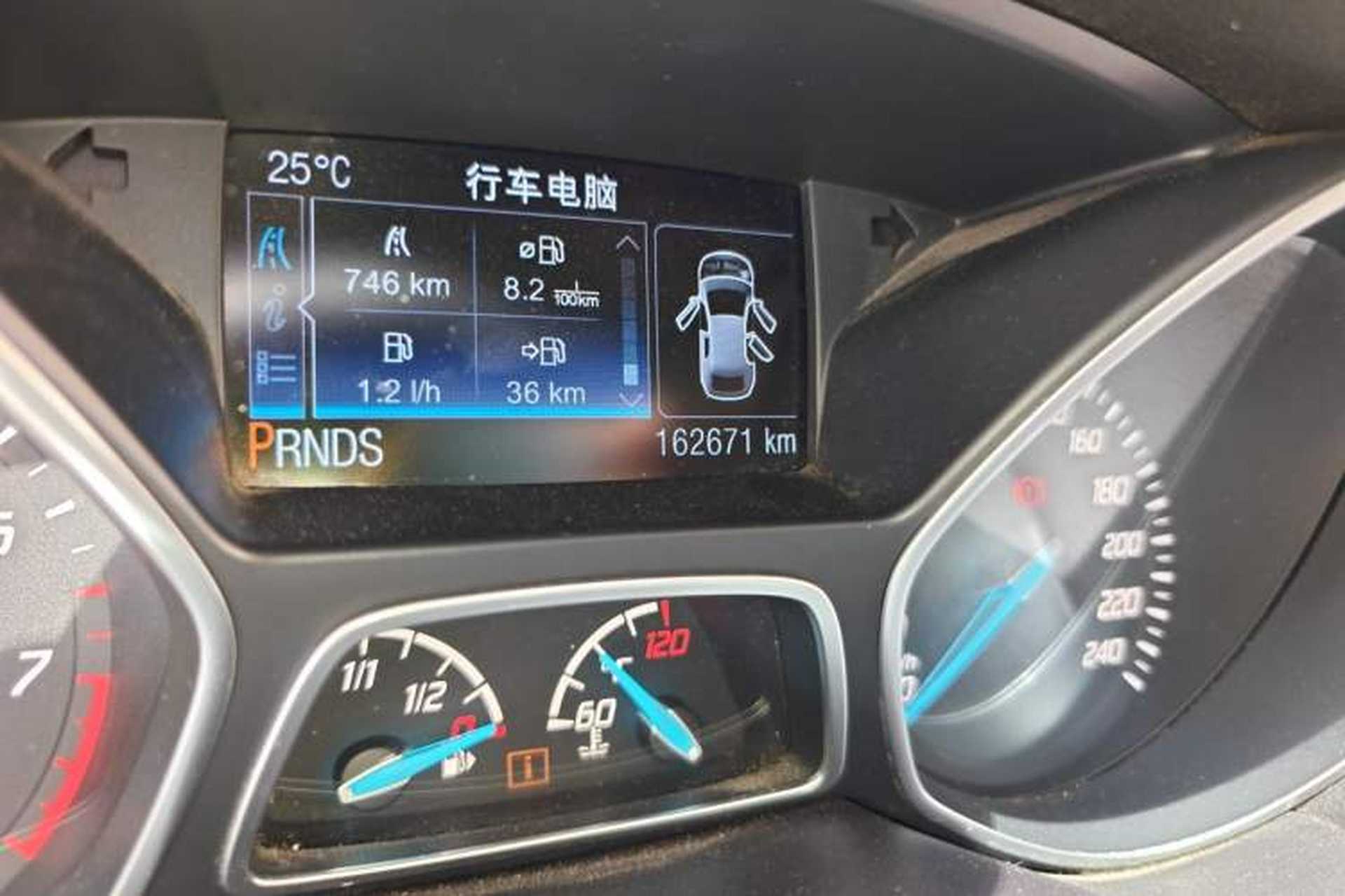 Used Ford Kuga 2013 2.0L GTDi Four-Wheel-Drive Sport Model Odometer Close Up