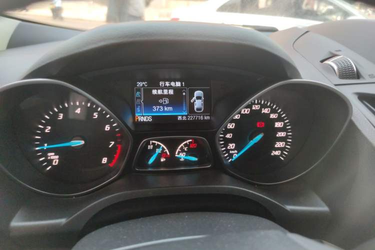 Used Ford Kuga 2013 1.6L GTDi 4x4 Elite Model Odometer Close Up