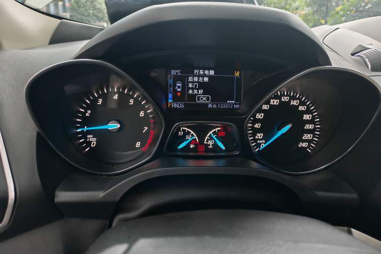 Used Ford Kuga 2013 2.0L GTDi Four-Wheel Drive Premium Model Odometer Close Up