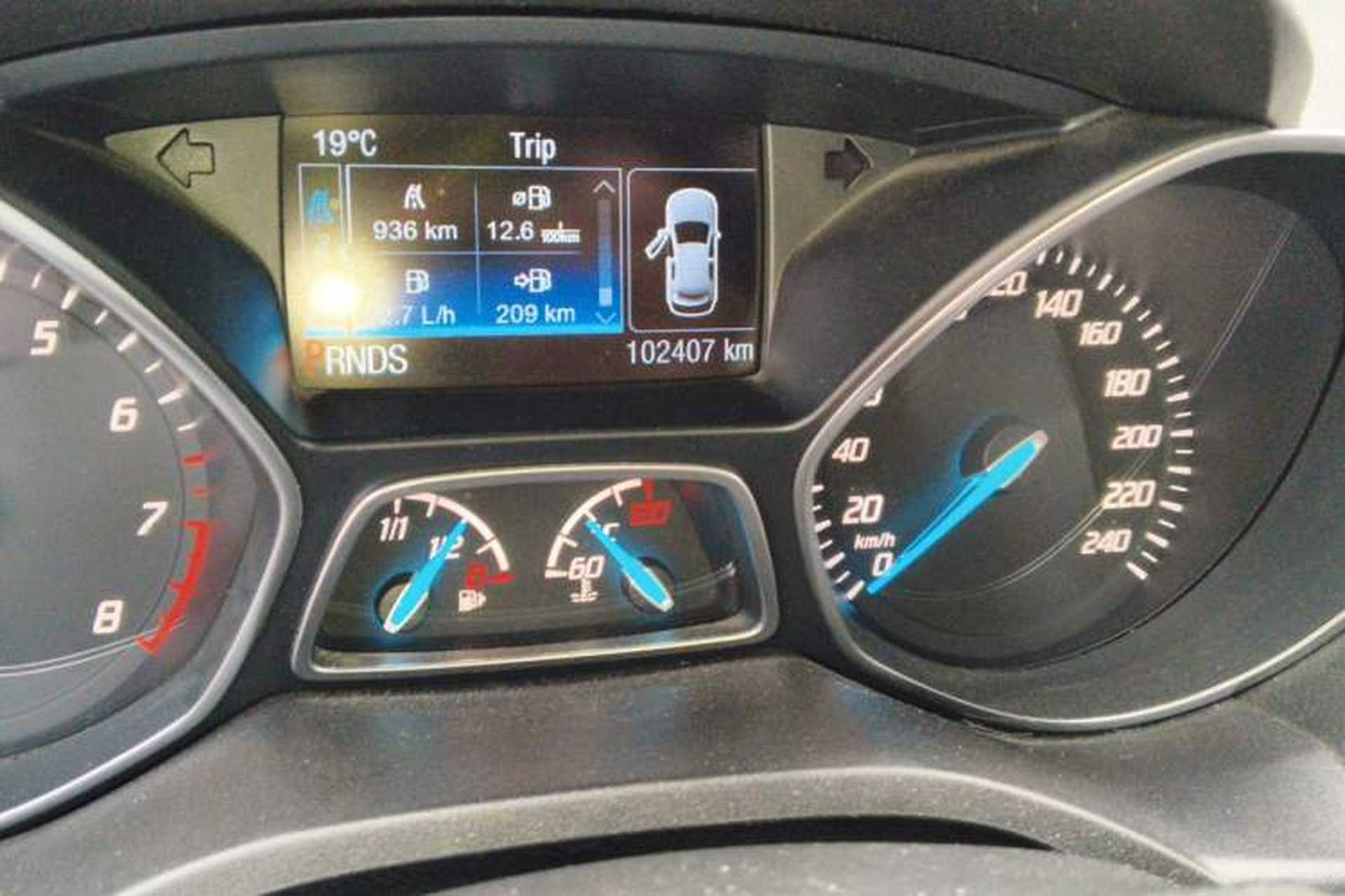 Used Ford Kuga 2013 2.0L GTDi Four-Wheel-Drive Sport Model Odometer Close Up