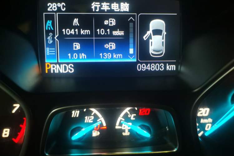 Used Ford Kuga 2013 1.6L GTDi 4x4 Elite Model Odometer Close Up