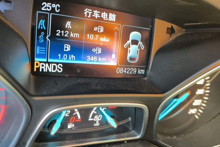Used Ford Kuga 2013 2.0L GTDi Four-Wheel-Drive Sport Model Odometer Close Up