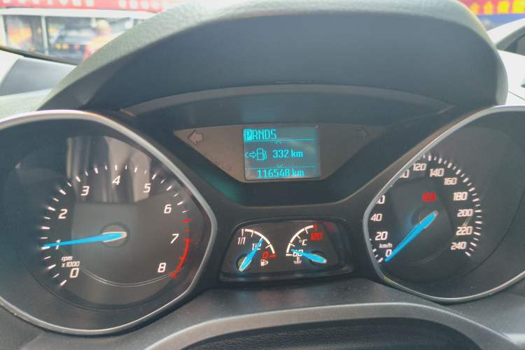 Used Ford Kuga 2013 1.6L GTDi Two-Wheel-Drive Comfort Model Odometer Close Up