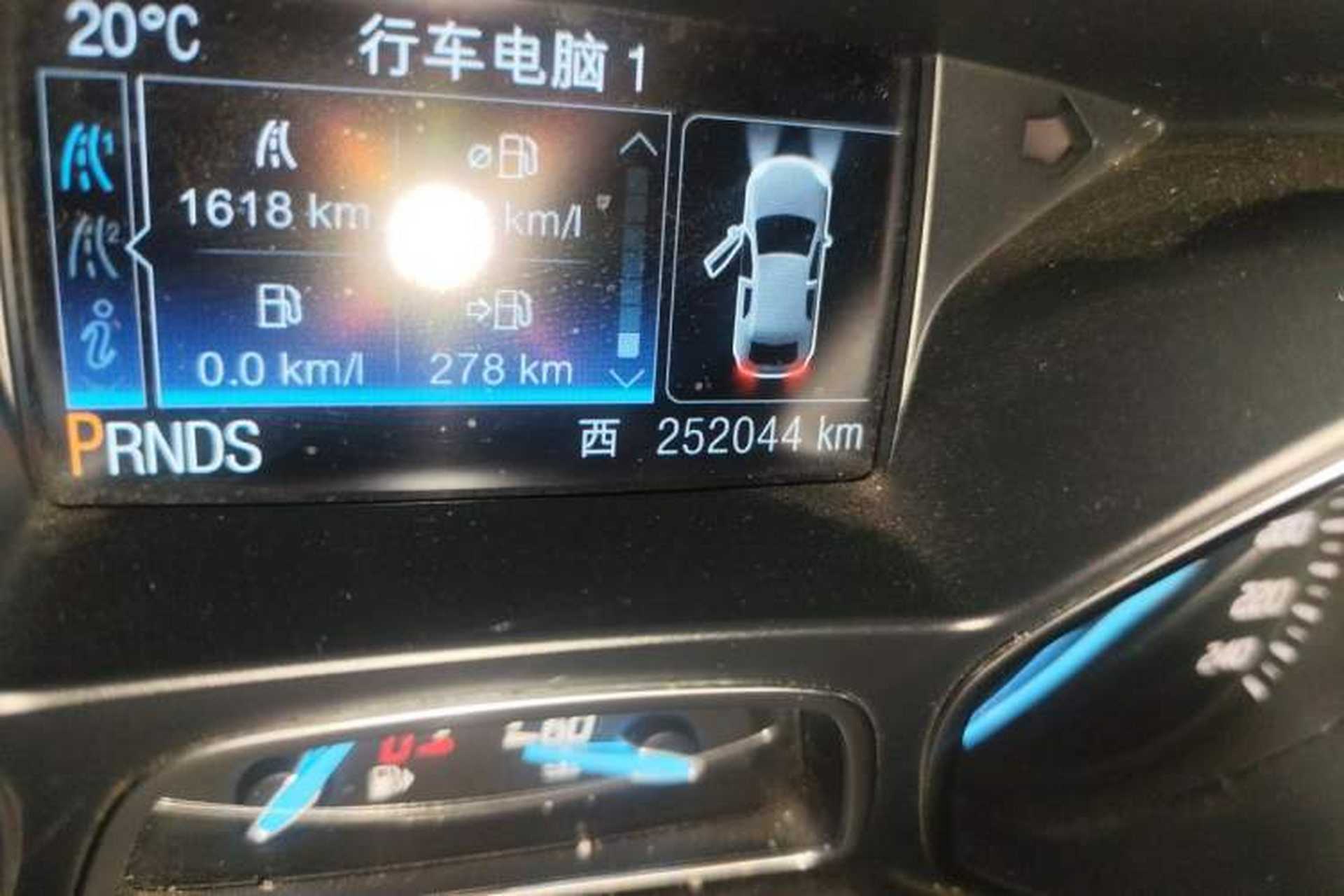 Used Ford Kuga 2013 1.6L GTDi 4x4 Elite Model Odometer Close Up