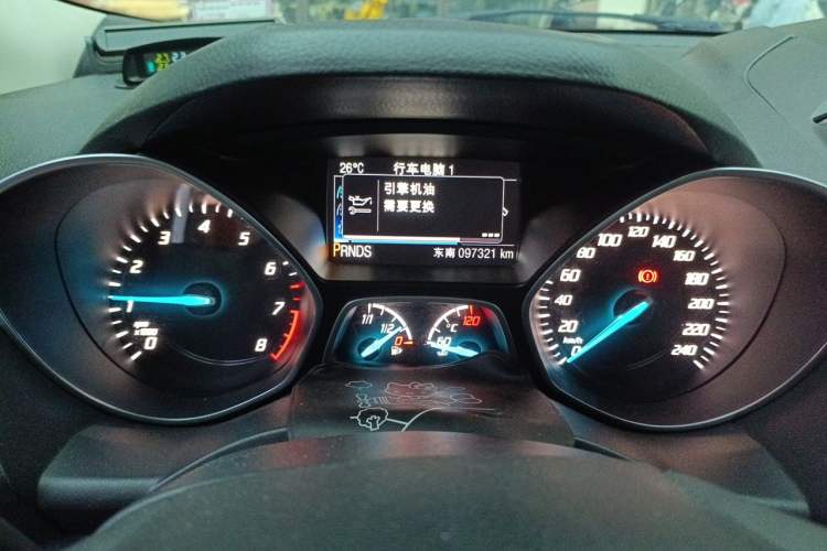 Used Ford Kuga 2013 1.6L GTDi 4x4 Elite Model Odometer Close Up