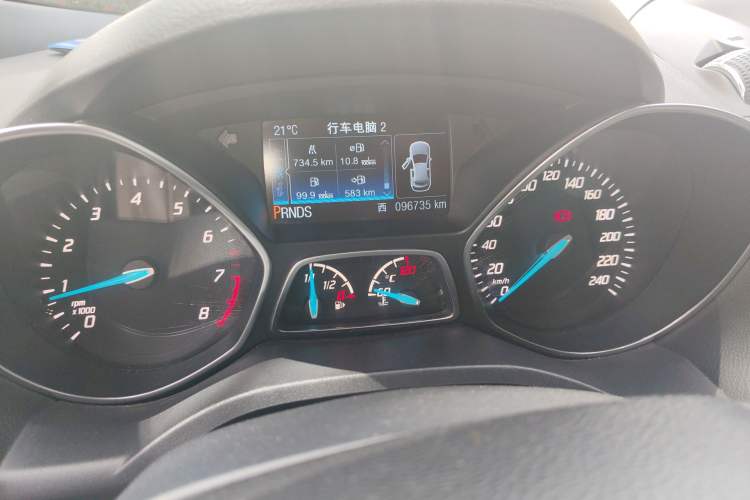 Used Ford Kuga 2013 1.6L GTDi 4x4 Elite Model Odometer Close Up