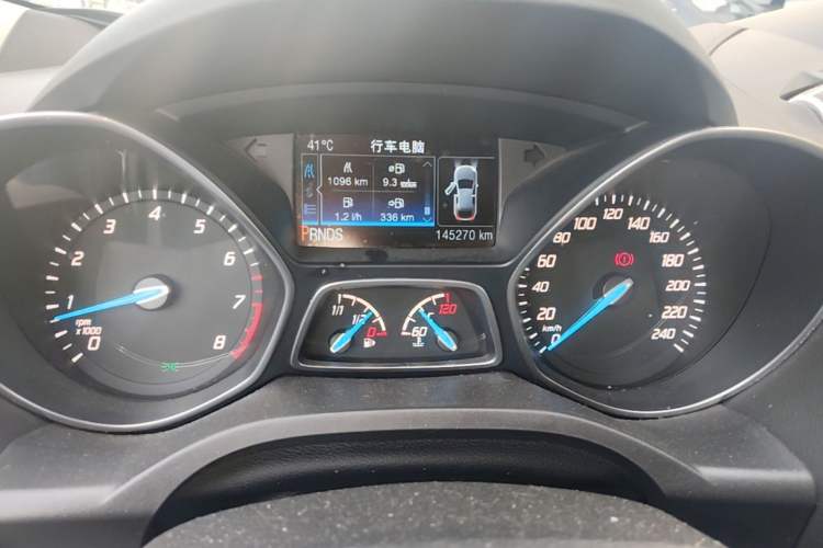 Used Ford Kuga 2013 2.0L GTDi Four-Wheel-Drive Sport Model Odometer Close Up