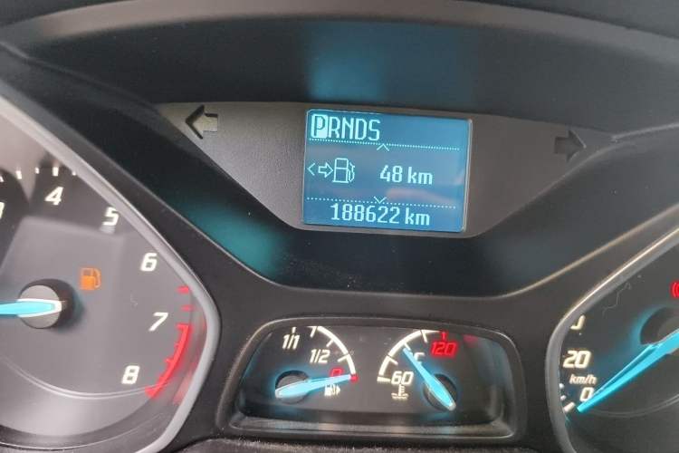 Used Ford Kuga 2013 1.6L GTDi Two-Wheel-Drive Comfort Model Odometer Close Up